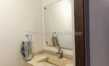 Casa de 4 recámaras con foor en venta en Zibatá, Querétaro