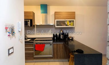 Casa de 4 recámaras con foor en venta en Zibatá, Querétaro