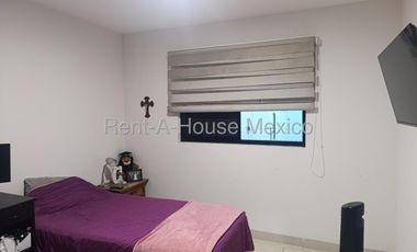Casa de 4 recámaras con foor en venta en Zibatá, Querétaro