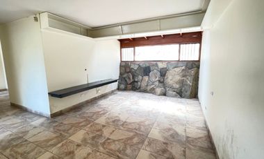 HERMOSA CASA EN ALQUILER US$ 4,900 EN URB LA ESTANCIA, LA MOLINA