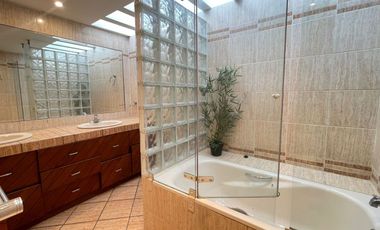 HERMOSA CASA EN ALQUILER US$ 4,900 EN URB LA ESTANCIA, LA MOLINA