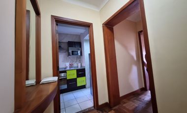 Oportunidad de Arriendo Amplia Oficina en pleno Paseo Bulnes, Santiago Centro.