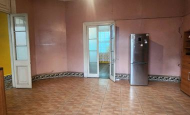 Amplia casa con gran terreno y potencial comercial en barrio Matta Santa Elena