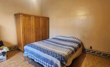 Amplia casa con gran terreno y potencial comercial en barrio Matta Santa Elena