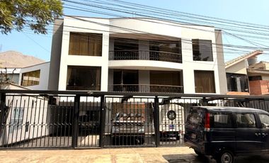 ALQUILO  DEPARTAMENTO FLAT EN URB SIRIUS, LA MOLINA S/. 3,000 (3ER PISO)