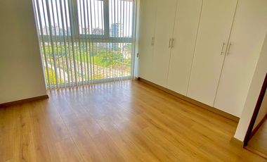 ¡Bajo de Precio! Venta de Moderno Dúplex en Barranco – Vista al Mar –