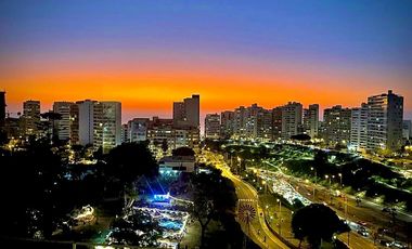 ¡Bajo de Precio! Venta de Moderno Dúplex en Barranco – Vista al Mar –