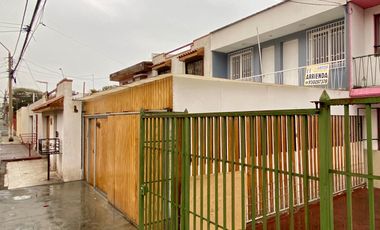 Arriendo amplia casa 10 dormitorios a pasos Unimarc Angamos, Playa blanca