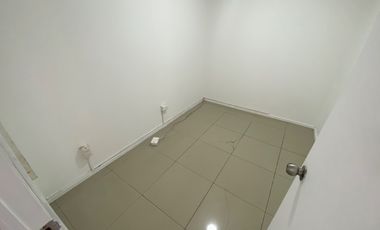 Arriendo amplia casa 10 dormitorios a pasos Unimarc Angamos, Playa blanca