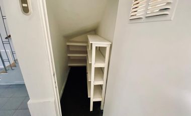 Arriendo amplia casa 10 dormitorios a pasos Unimarc Angamos, Playa blanca