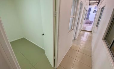 Arriendo amplia casa 10 dormitorios a pasos Unimarc Angamos, Playa blanca