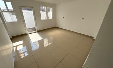 Arriendo casa 4 dormitorios a pasos Unimarc Angamos, Gran Vía, Playa Blanca, Antofagasta