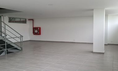BODEGA ARRIENDO AREA 1870 M2 CONJUNTO CERRADO ARROYOHONDO YUMBO