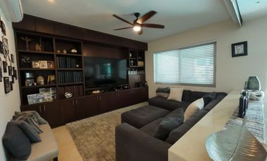 Moderna residencia en venta en Residencial Villa magna Cancun