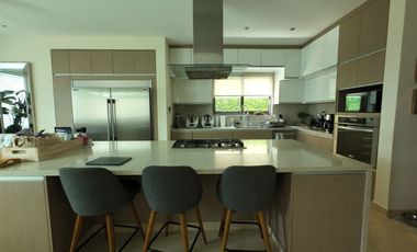 Moderna residencia en venta en Residencial Villa magna Cancun