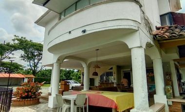 Venta de Espectacular Finca Hotel en Quimbaya Quindío