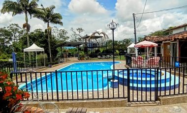 Venta de Espectacular Finca Hotel en Quimbaya Quindío