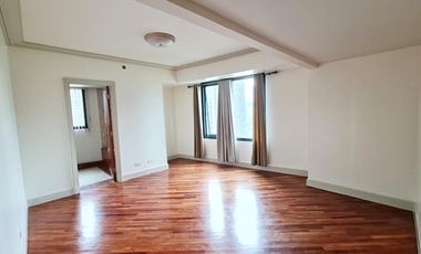 FOR LEASE: 2BR SEMI-FURNISHED AMORSOLO EAST ROCKWELL