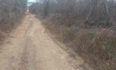 se vende terreno Tetiz cerca Hunucma