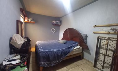 CASA EN VENTA CERCA AV TONALTECAS Y AV JUAREZ.