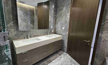 For Rent Verde Two Apartment 3 BR 230 sqm