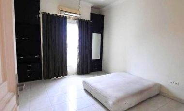 Rumah di Jual di Tenggilis Siap Huni Baru Renovasi Dekat Raya Jemursari