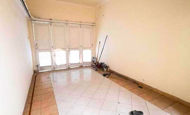 Rumah di Jual di Tenggilis Siap Huni Baru Renovasi Dekat Raya Jemursari