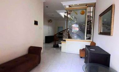 Rumah di Jual di Tenggilis Siap Huni Baru Renovasi Dekat Raya Jemursari