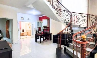 Rumah di Jual di Tenggilis Siap Huni Baru Renovasi Dekat Raya Jemursari