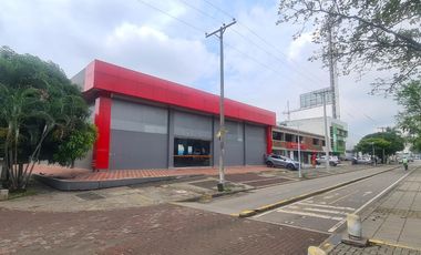 LOCAL COMERCIAL ARRIENDO AREA 1023 M2 PRADOS DEL NORTE CALI VALLE DEL CAUCA