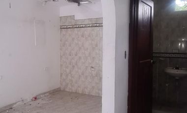 LOCAL COMERCIAL ARRIENDO AREA 1023 M2 PRADOS DEL NORTE CALI VALLE DEL CAUCA