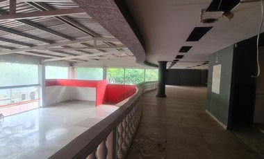 LOCAL COMERCIAL ARRIENDO AREA 1023 M2 PRADOS DEL NORTE CALI VALLE DEL CAUCA