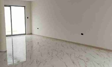 Casa 3 habitaciones en venta en condominio