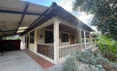 Amplia propiedad en venta en Malacatos