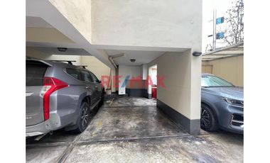 Alquilo Práctico Y Acogedor Departamento Frente A Parque En 1Er Piso De 1 Dorm. - Surco Zona Segura Y Residencial