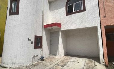 HERMOSA CASA EN VENTA FRACCIONAMIENTO PRIVADO, ZONA EL ALTO SANTA ANA CHIAUHTEMPAN