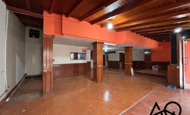 Casa comercial en venta en Av. Pío Jaramillo