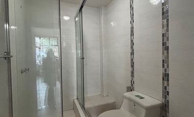 Casa comercial en venta en Av. Pío Jaramillo