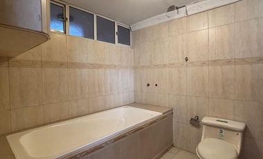 Casa comercial en venta en Av. Pío Jaramillo