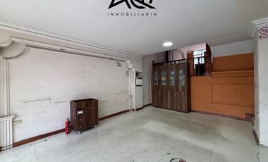 Casa comercial en venta en Av. Pío Jaramillo