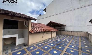 Casa comercial en venta en Av. Pío Jaramillo