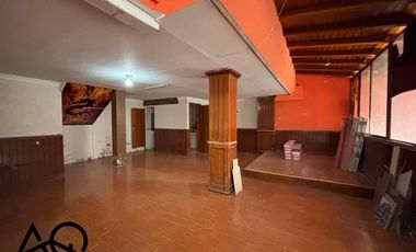 Casa comercial en venta en Av. Pío Jaramillo