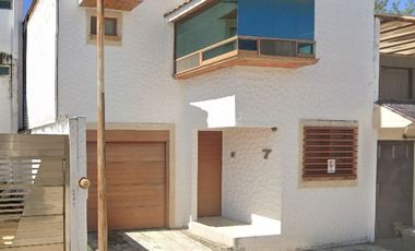VENTA DE CASA EN CALLE NAVARA, XALAPA VERACRUZ