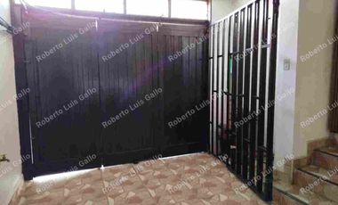 Vendo casa Grande 1er. piso con garaje en clinica del rosario