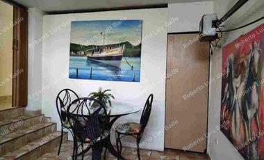 Vendo casa Grande 1er. piso con garaje en clinica del rosario