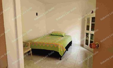Vendo casa Grande 1er. piso con garaje en clinica del rosario