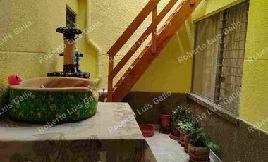 Vendo casa Grande 1er. piso con garaje en clinica del rosario