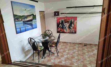 Vendo casa Grande 1er. piso con garaje en clinica del rosario
