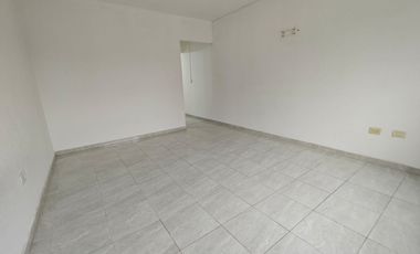 Castelar Norte - Venta - Departamento 2 Ambientes