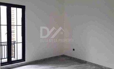 Dijual Rumah Baru American Classic 4 Kamar di Puri Bintaro Lokasi Strategis